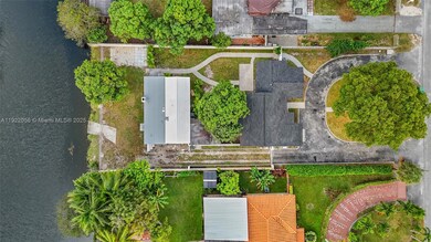 201 S Biscayne River Dr unit AB, Miami, FL 33169 - photo 5