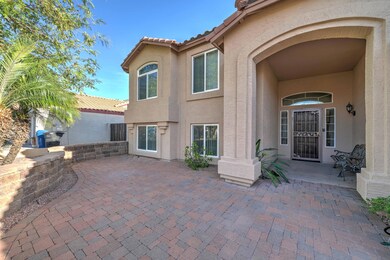 2529 E Lockwood St-4