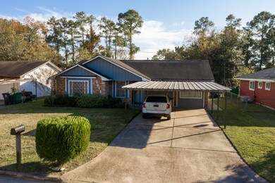 1643 W Donovan St, Houston, TX 77091 - photo 4