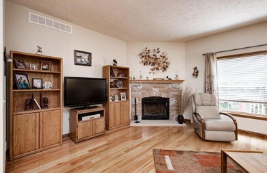 5 Living Room