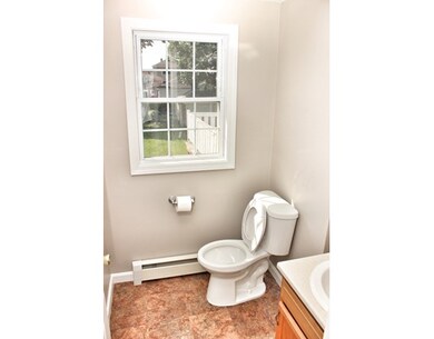 16 Fairbanks St unit 1, Worcester, MA 01610 - photo 6