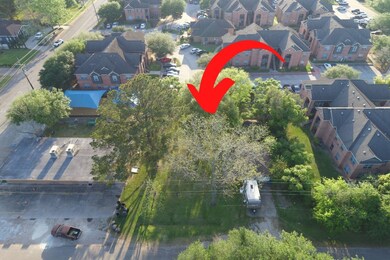 614 Legion Rd, Alvin, TX 77511 - photo 2