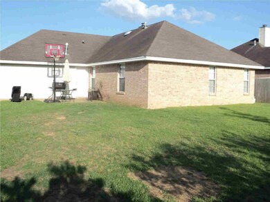 4321 Blaine Cir, Byram, MS 39272 - photo 2