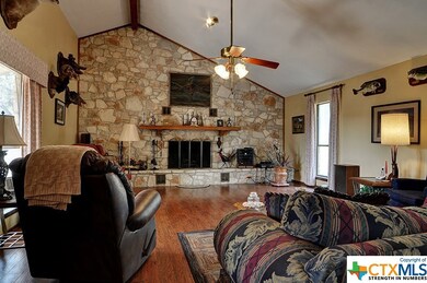 17110 N Highway 16, Helotes, TX 78023 - photo 3