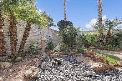 10645 W Hutton Dr, Sun City, AZ 85351 - photo 5