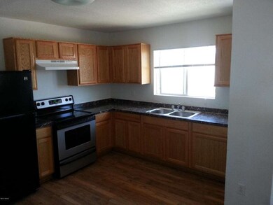 UNIT 4 upstair 4 plex
