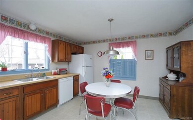 103 Greenwood Cir, North Tonawanda, NY 14120 - photo 3