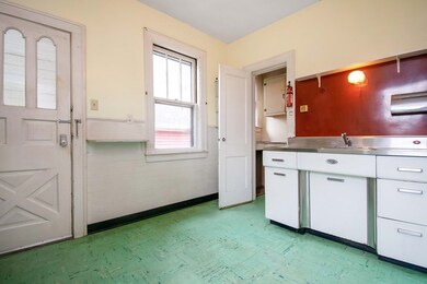 162 King Street Extension, Westfield, MA 01085 - photo 3