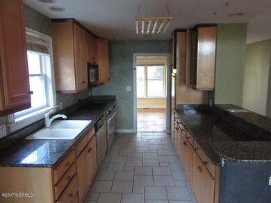 22 KITCHEN