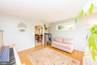 5817 Hanna Rd, Sykesville, MD 21784 - photo 5