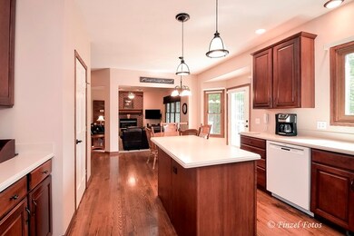 1475 Stonegate Rd, Algonquin, IL 60102 - photo 4