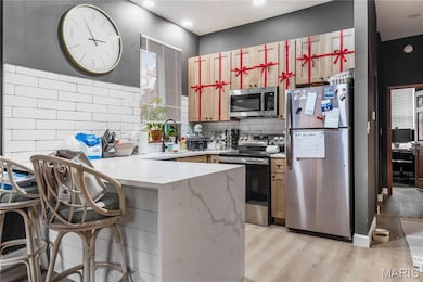 2211 Menard St unit R, Saint Louis, MO 63104 - photo 3