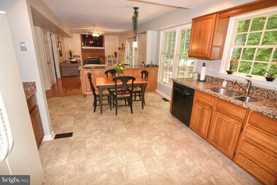 290 Locust Ridge Ln, Arnold, MD 21012 - photo 3