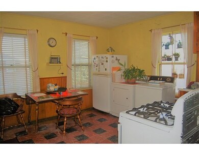 12 Rice St, Salem, MA 01970 - photo 2