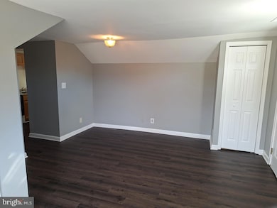 8281 Solomons Island Rd unit C, Owings, MD 20736 - photo 3