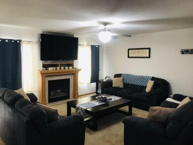 5008 Millenium Dr, Cedar Falls, IA 50613 - photo 5