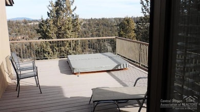 1836 Redtail Hawk Dr unit 57K, Redmond, OR 97756 - photo 3