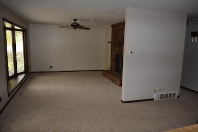 816 E Phoenix Ave, Grand Island, NE 68801 - photo 7