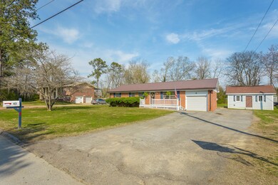 43 Edgewood Circle-10