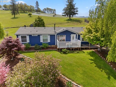 491 Grandview St, Glide, OR 97443 - photo 2