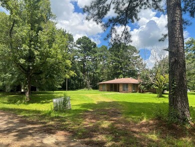 143 Coldwater Church Rd SE, Meadville, MS 39653 - photo 2