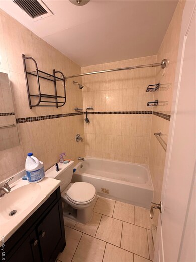 14127 84th Dr, Jamaica, NY 11435 - photo 4