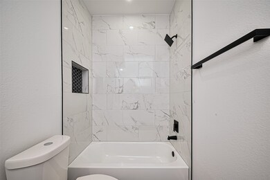 6905 Saint Augustine St, Houston, TX 77021 - photo 7