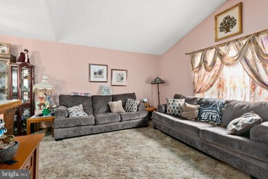 4018 Decatur St, Philadelphia, PA 19136 - photo 5