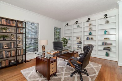 Q, 410 Cambridge virtual LR