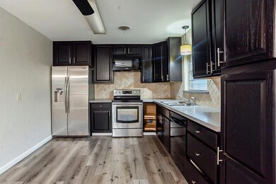 425 Bob St, Hurst, TX 76053 - photo 4