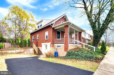 1524 Cortland Ave, Reading, PA 19607 - photo 2