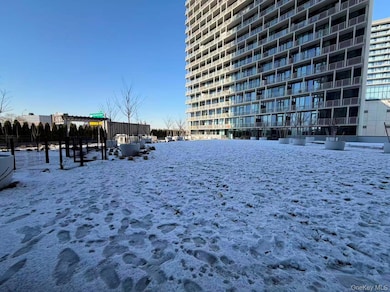 131-02B 40th Rd unit 7O, Flushing, NY 11354 - photo 6