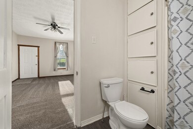 77 Frederick St, Mansfield, OH 44904 - photo 5