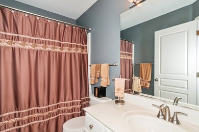 1523 Spaulding Rd unit 456, Bartlett, IL 60103 - photo 7