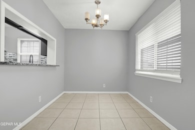 333 Eubanks Ct unit 10, El Paso, TX 79902 - photo 7