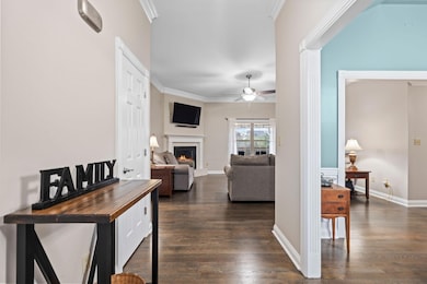 3032 Woodfield Cir, Richmond, KY 40475 - photo 6