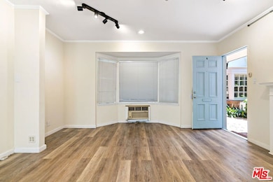 1324 Westwood Blvd, Los Angeles, CA 90024 - photo 5