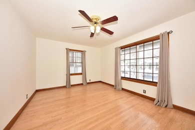 1971 S 32nd St, Milwaukee, WI 53215 - photo 4