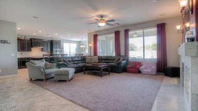 05-Family Room