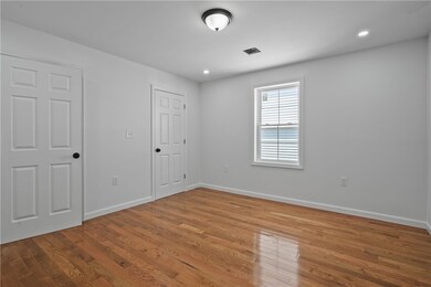 6 Mount Vernon St, Providence, RI 02907 - photo 7