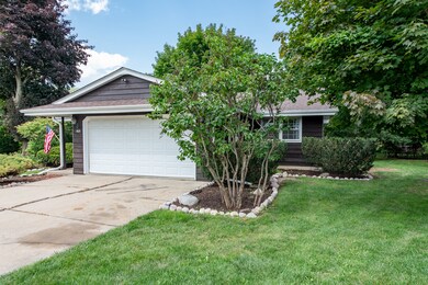 405 Campus Cir, Waukegan, IL 60085 - photo 3