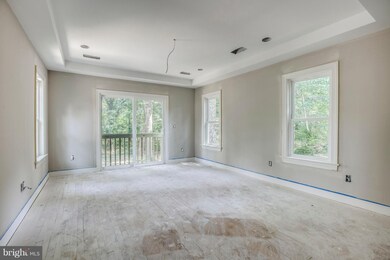 8707 Eaglebrook Ct, Alexandria, VA 22308 - photo 5