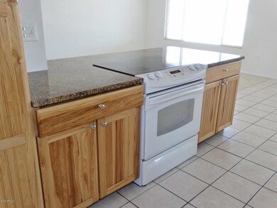 10022 W Brookside (17)