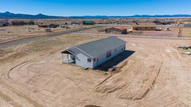 25970 N Riesling Ln, Paulden, AZ 86334 - photo 5