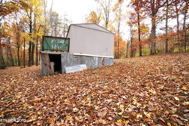 3860 Collier Loop, Dandridge, TN 37725 - photo 4