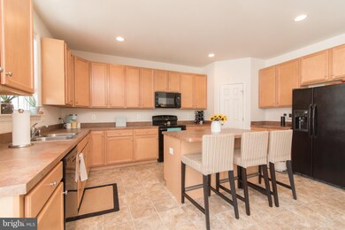 1237 Stallion St, Ranson, WV 25438 - photo 6