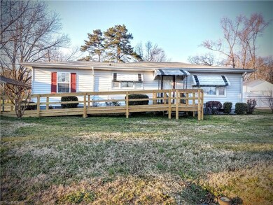 201 Brookdale Dr, High Point, NC 27263 - photo 5