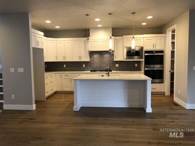 3407 W Bellomy Ln, Boise, ID 83703 - photo 4
