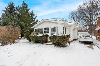 21721 Priday Ave, Euclid, OH 44123 - photo 3