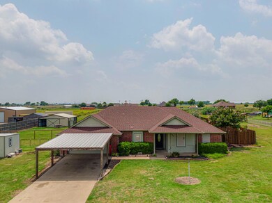 130 Hollis Rd, Waxahachie, TX 75167 - photo 5
